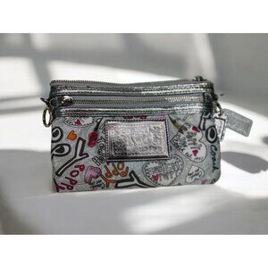 Coach Poppy Graffiti Gray Silver Wristlet Purse, Hearts, Y2K, Zip Close, READ